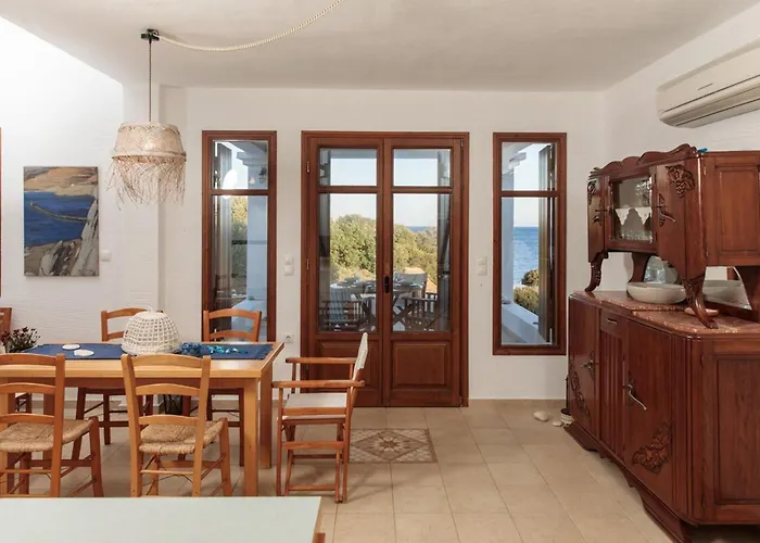 Apiliotis Sunrise Villa *
